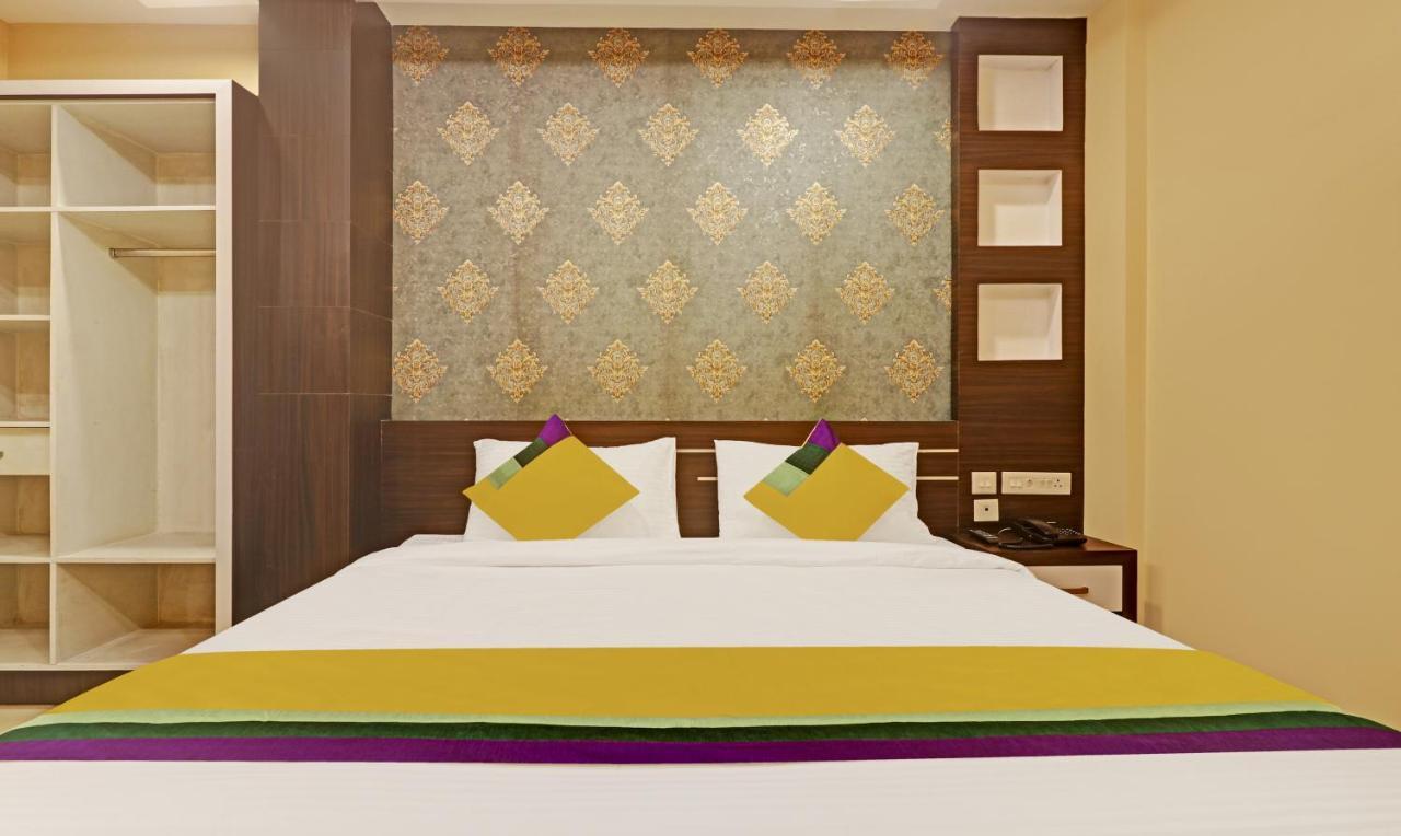 Itsy Hotels Sapphire Residency Manjeri Dış mekan fotoğraf