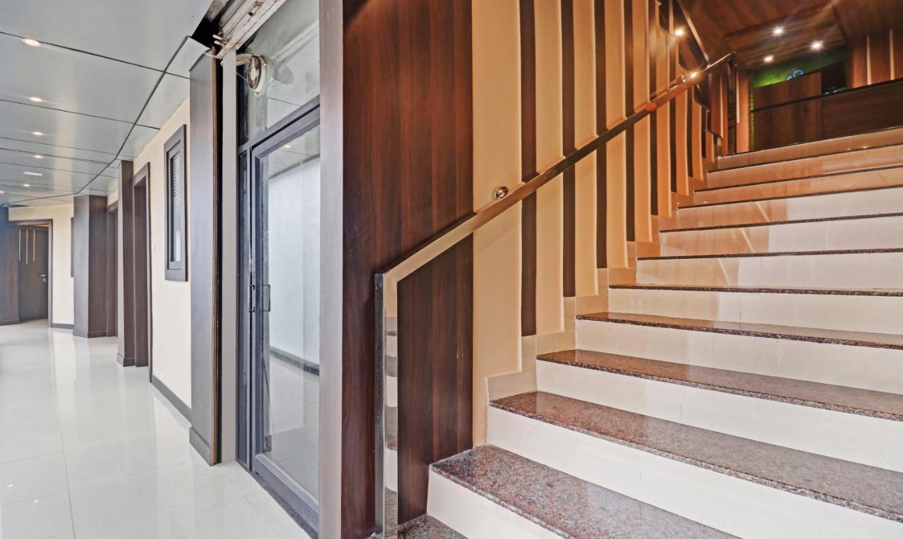 Itsy Hotels Sapphire Residency Manjeri Dış mekan fotoğraf